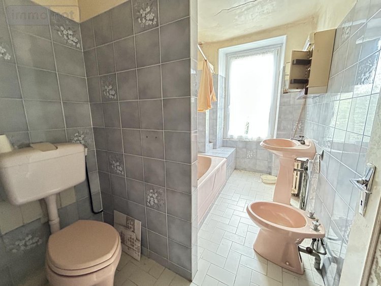 Maison a vendre Questembert 56230 Morbihan 200 m2 10 pièces 207800 euros