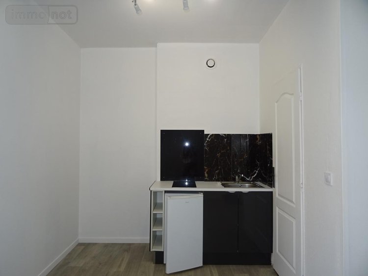 Location appartement Reims 51100 Marne 14 m2 1 pièce 480 euros