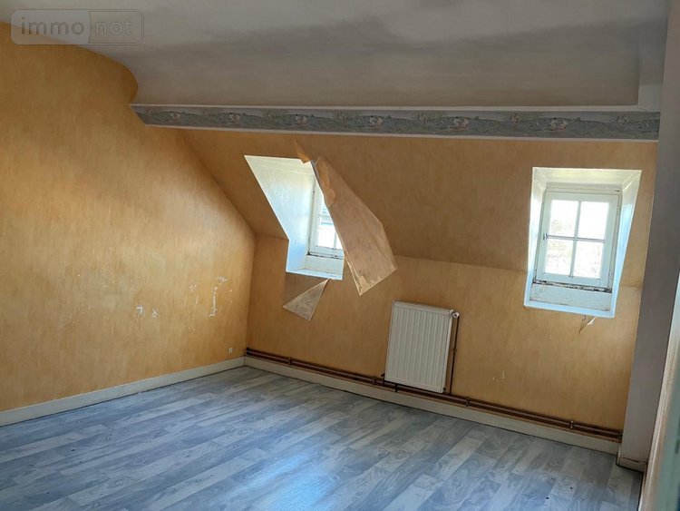 Immeuble a vendre Beaumont-sur-Sarthe 72170 Sarthe 210 m2  74320 euros