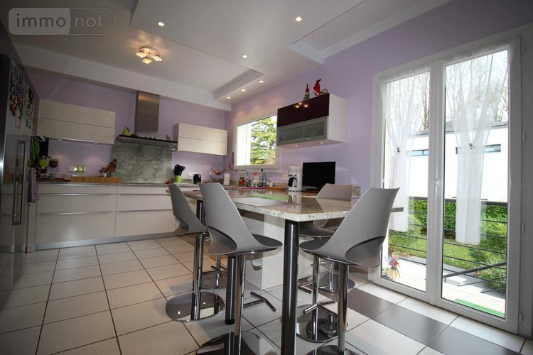 Maison a vendre Ormesson-sur-Marne 94490 Val-de-Marne 200 m2  879750 euros
