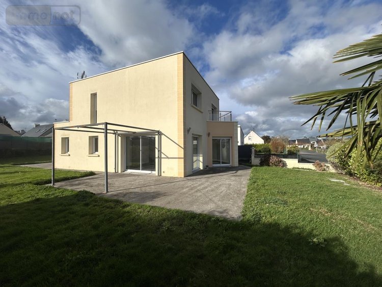 Location maison Quessoy 22120 Côtes-d'Armor 126 m2 7 pièces 1150 euros