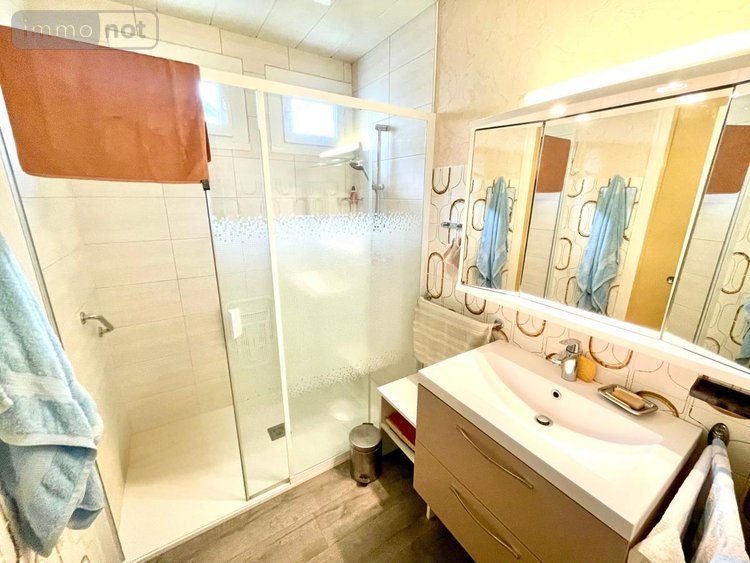 Maison a vendre Les Bessons 48200 Lozère 164 m2 12 pièces 239000 euros