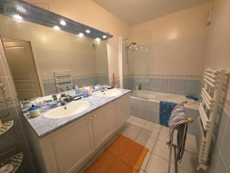 Appartement a vendre Vannes 56000 Morbihan 84 m2 3 pièces 372600 euros