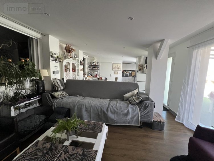 Immeuble a vendre Caulnes 22350 Côtes-d'Armor 179 m2  429590 euros