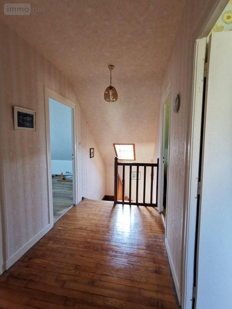 Maison a vendre Bégard 22140 Côtes-d'Armor 113 m2 8 pièces 181000 euros