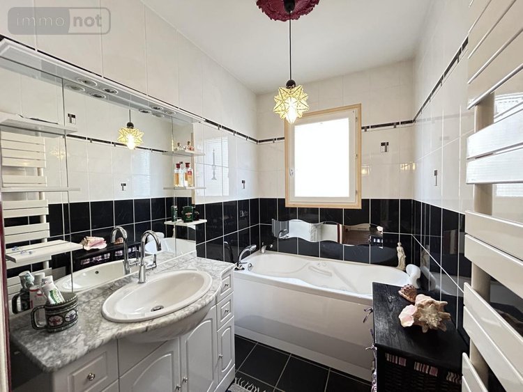 Maison a vendre Guer 56380 Morbihan 165 m2  299000 euros