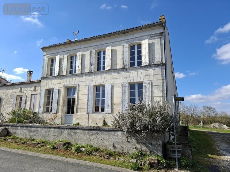 Maison a vendre Préguillac 17460 Charente-Maritime 157 m2 6 pièces 167872 euros