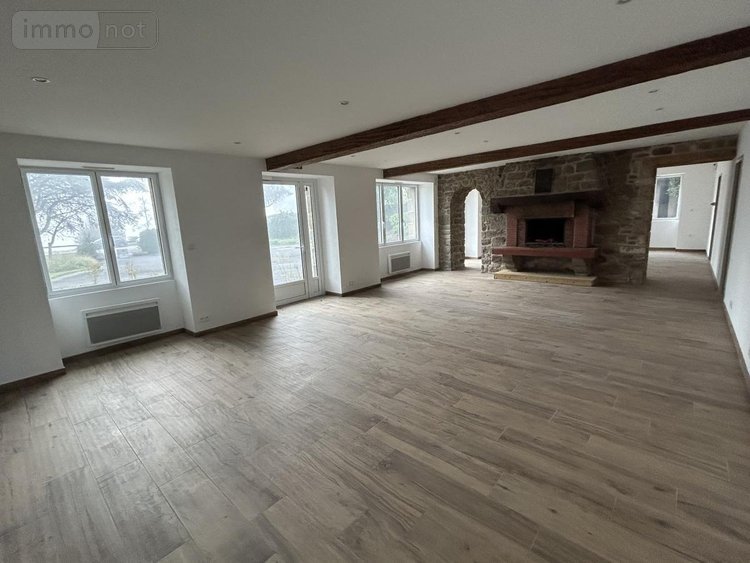 Fonds et murs commerciaux a vendre Hédé Bazouges 35630 Ille-et-Vilaine 124 m2  290500 euros