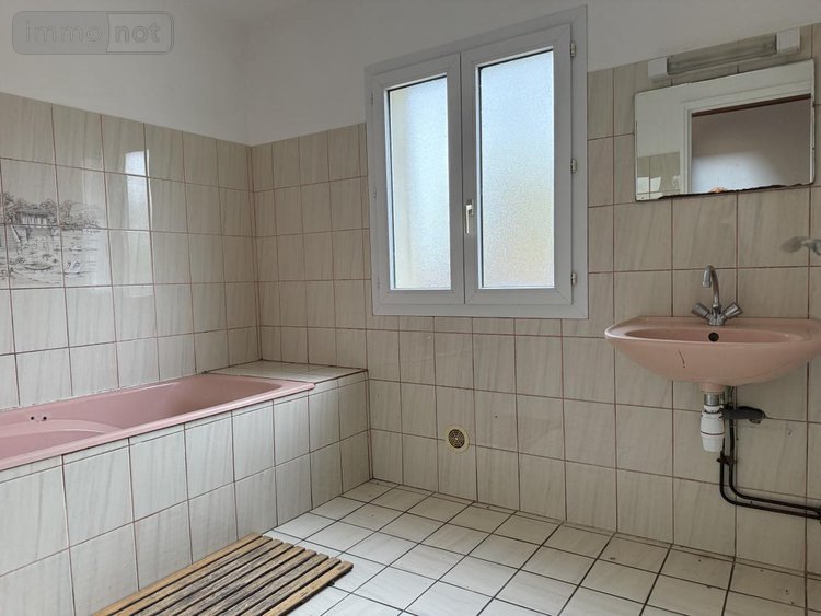 Maison a vendre Bégard 22140 Côtes-d'Armor 100 m2 4 pièces 268320 euros