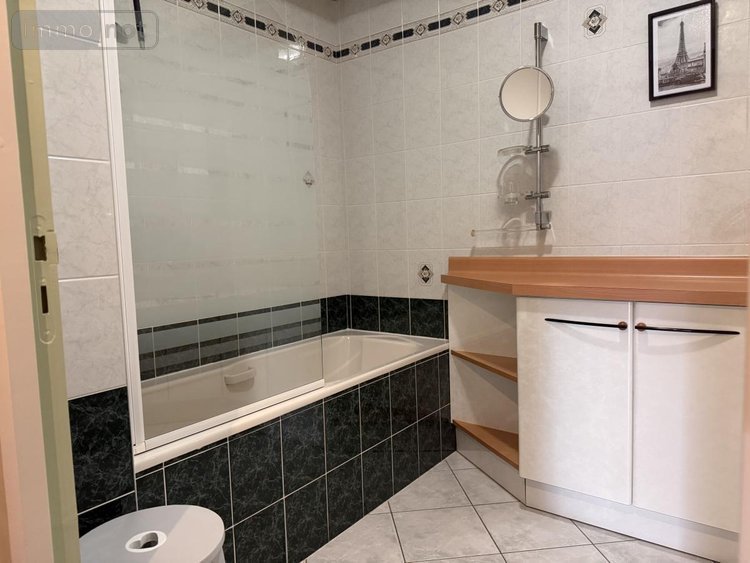 Location appartement Laval 53000 Mayenne 69 m2 3 pièces 825 euros