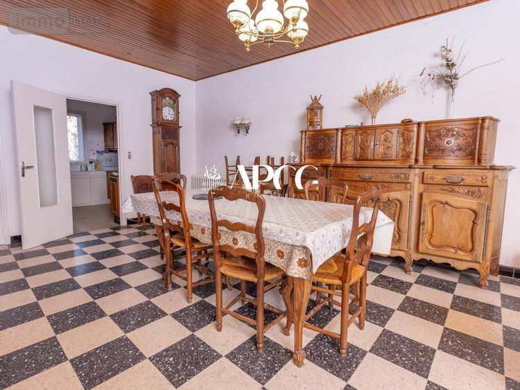 Viager maison Mirabel-aux-Baronnies 26110 Drôme 280 m2 10 pièces 205000 euros