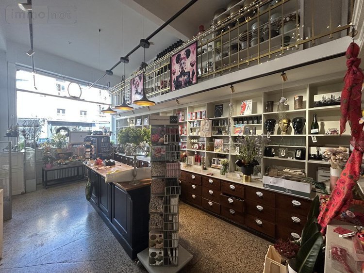 Fonds et murs commerciaux a vendre Cambrai 59400 Nord 238 m2  440000 euros