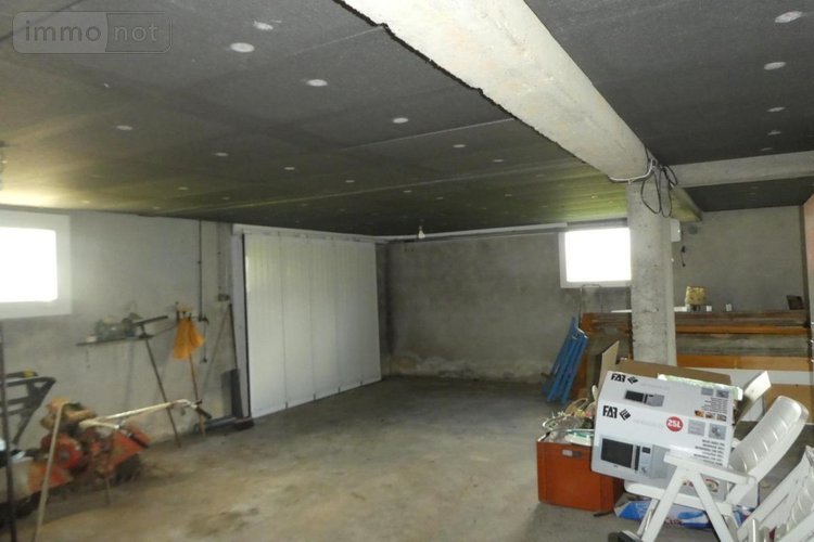 Maison a vendre Plougonven 29640 Finistère 180 m2 8 pièces 233122 euros