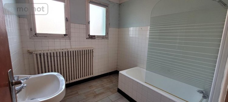 Maison a vendre Cléguer 56620 Morbihan 165 m2  198280 euros