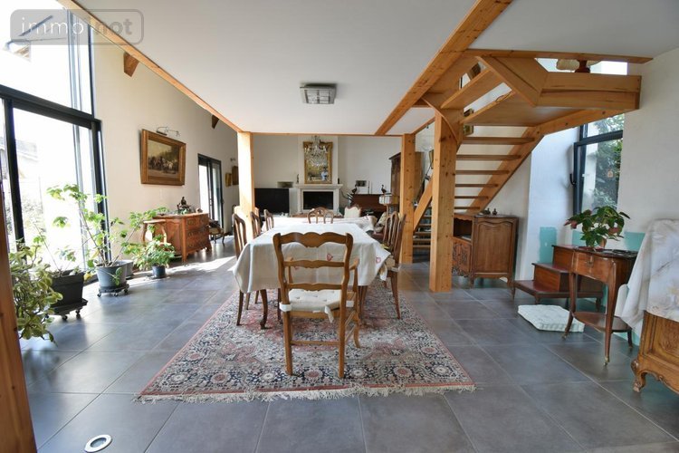 Maison a vendre Vallons de l'Erdre 44540 Loire-Atlantique 256 m2 8 pièces 517000 euros