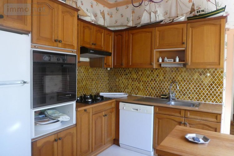 Maison a vendre Plouigneau 29610 Finistère 217 m2 8 pièces 459722 euros