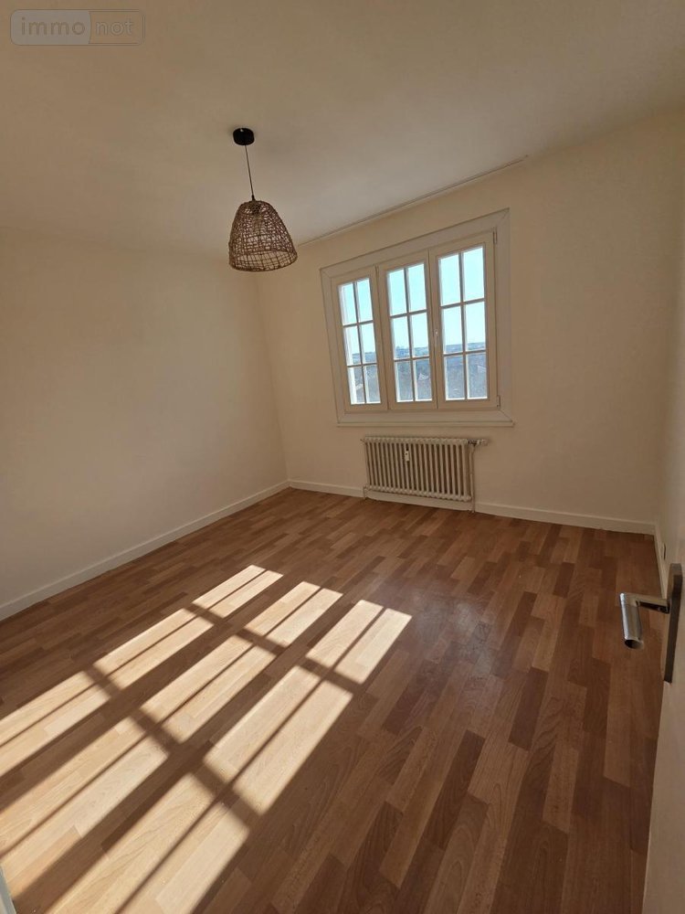 Location appartement Saint-Genis-Pouilly 01630 Ain 68 m2 3 pièces 1650 euros