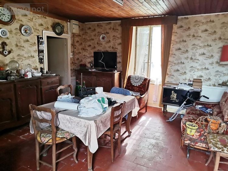 Maison a vendre Crocy 14620 Calvados 150 m2 8 pièces 127100 euros