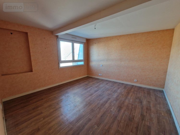 Immeuble a vendre Pontivy 56300 Morbihan 314 m2  234540 euros