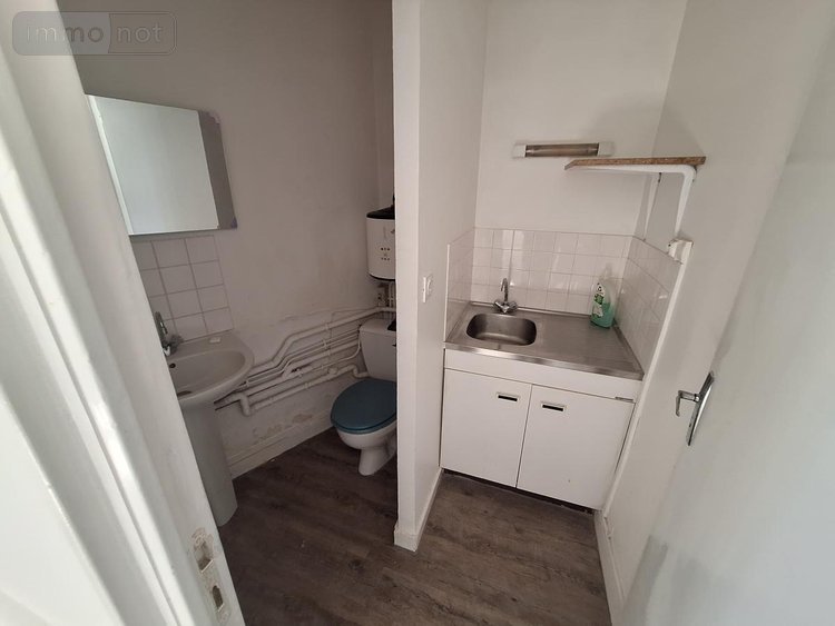 Location fonds et murs commerciaux Saint-Malo 35400 Ille-et-Vilaine 70 m2  802 euros