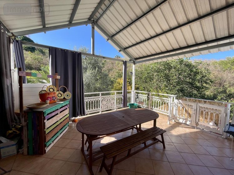 Appartement a vendre Saint-Paul 97460 Réunion 132 m2 4 pièces 335900 euros