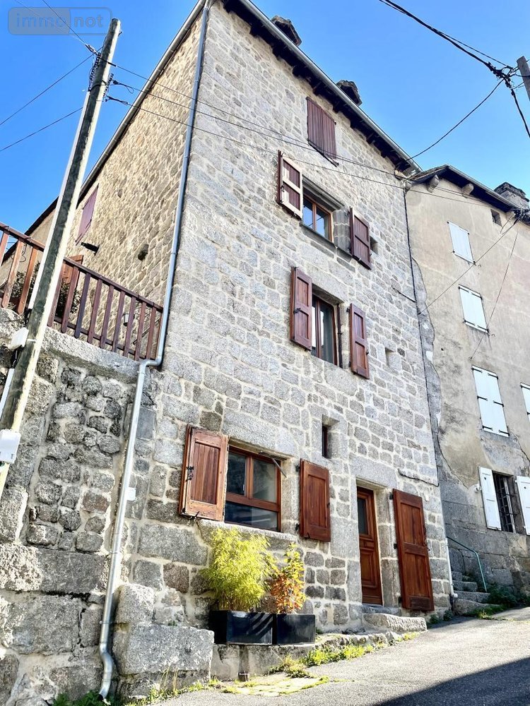 Immeuble a vendre Serverette 48700 Lozère 146 m2  259000 euros