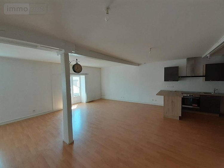 Location appartement Laval 53000 Mayenne 92 m2 4 pièces 577 euros