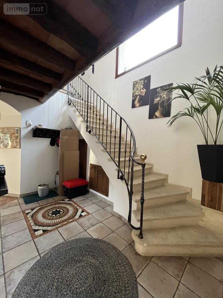 Maison a vendre Saint-Paul-Trois-Châteaux 26130 Drôme 220 m2 8 pièces 647900 euros