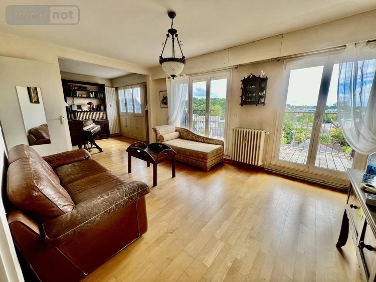 Appartement a vendre Lamballe-Armor 22400 Côtes-d'Armor 71 m2 3 pièces 222600 euros