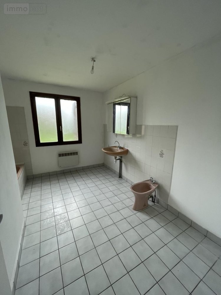 Location maison Marolles-les-Braults 72260 Sarthe 126 m2  760 euros