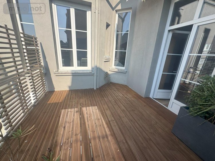 Immeuble a vendre Cambrai 59400 Nord 160 m2  393000 euros