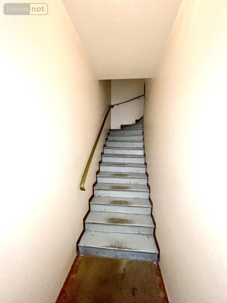 Immeuble a vendre Saint-Chély-d'Apcher 48200 Lozère 115 m2  101000 euros