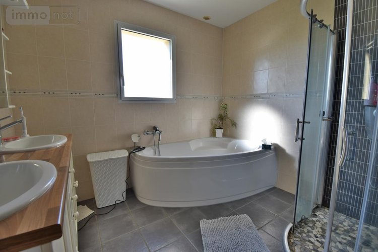 Maison a vendre Ombrée d'Anjou 49420 Maine-et-Loire 176 m2 8 pièces 295000 euros