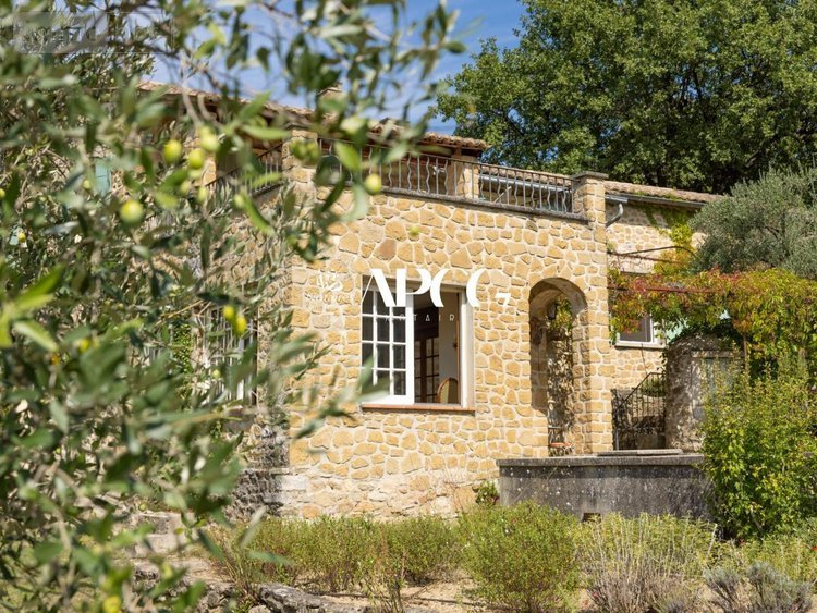 Maison a vendre Vaison-la-Romaine 84110 Vaucluse 300 m2 10 pièces 890000 euros