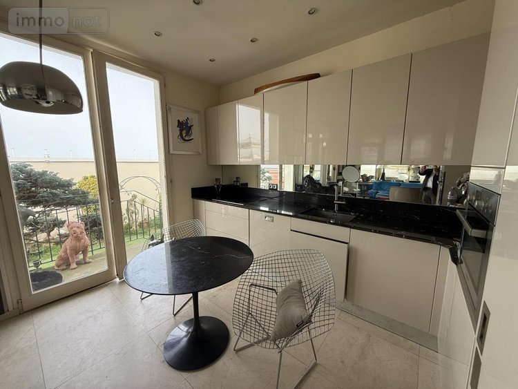 Viager appartement Dinard 35800 Ille-et-Vilaine 65 m2 3 pièces 270000 euros