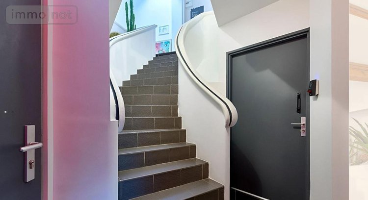 Immeuble a vendre Paris 17e arrondissement 75017 Paris 1096 m2  7420000 euros