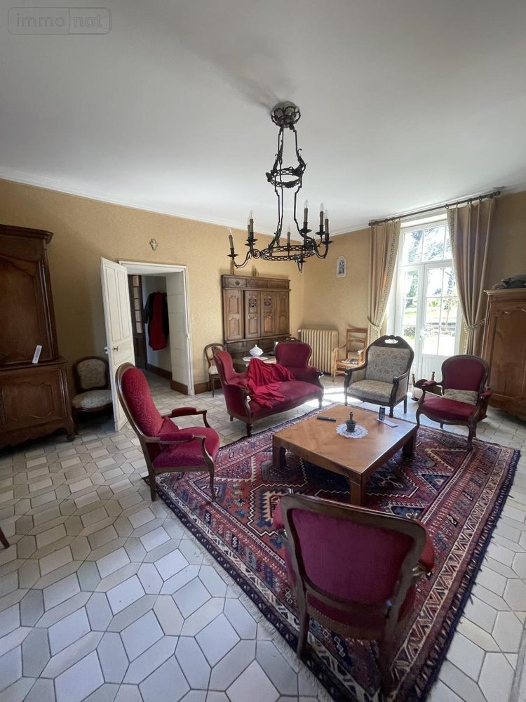 Maison a vendre Montrevault-sur-Èvre 49110 Maine-et-Loire 277 m2 16 pièces 391125 euros