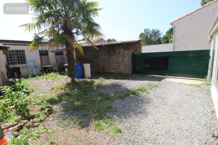 Maison a vendre Le Douhet 17100 Charente-Maritime 398 m2 15 pièces 79900 euros