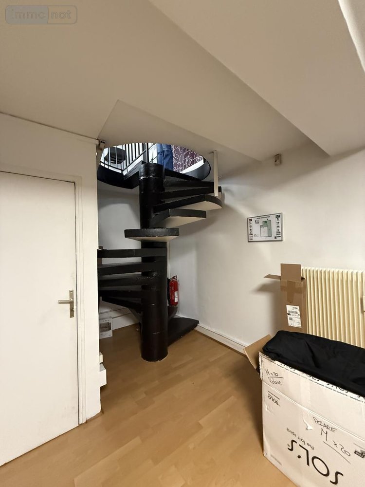 Fonds et murs commerciaux a vendre Reims 51100 Marne 107 m2  398000 euros