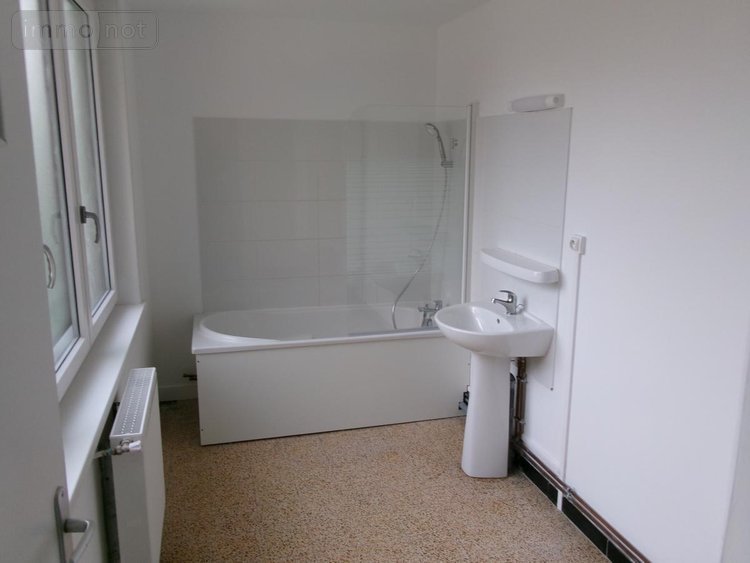 Location maison Béthune 62400 Pas-de-Calais 83 m2 3 pièces 650 euros