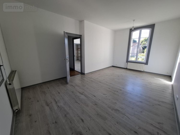 Maison a vendre Saintes 17100 Charente-Maritime 92 m2 4 pièces 236070 euros