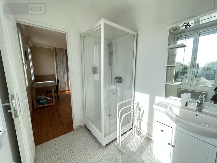 Immeuble a vendre Guer 56380 Morbihan 300 m2  342870 euros