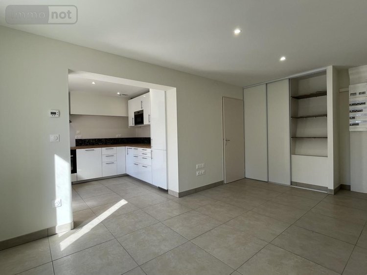 Location maison Pévy 51140 Marne 65 m2 3 pièces 700 euros