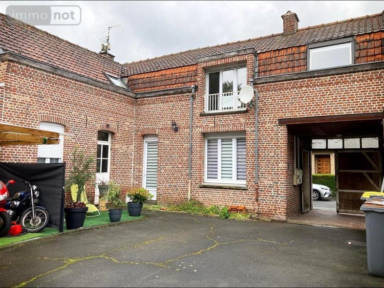 Immeuble a vendre Bauvin 59221 Nord 145 m2  239200 euros
