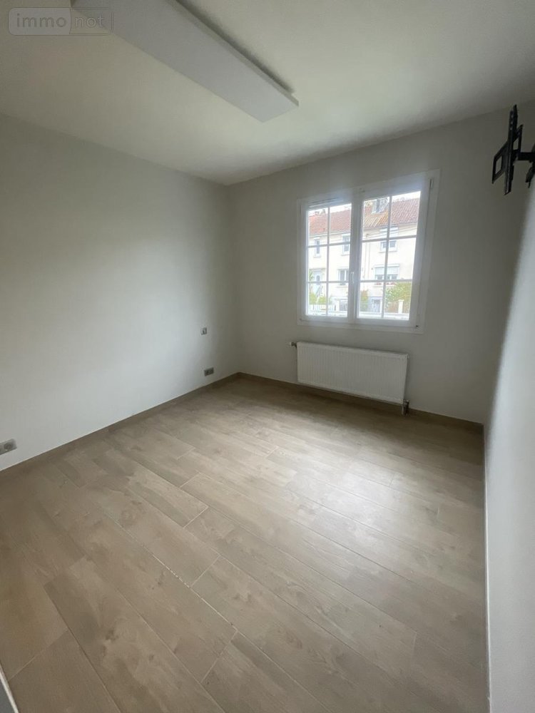 Location maison Amiens 80000 Somme 102 m2 4 pièces 972 euros