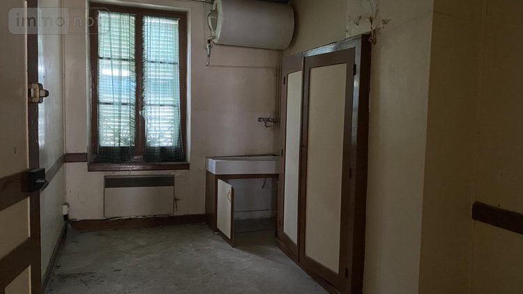 Immeuble a vendre Nantua 01130 Ain 200 m2  98000 euros