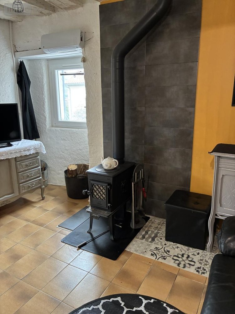 Maison a vendre Saint-Félix-de-Sorgues 12400 Aveyron 42 m2 2 pièces 76000 euros