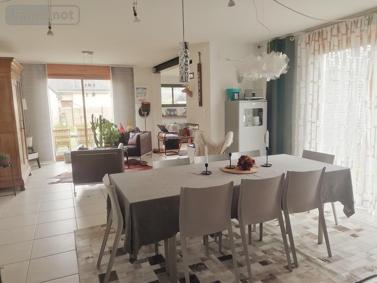 Maison a vendre Plouvorn 29420 Finistère 172 m2 9 pièces 333440 euros