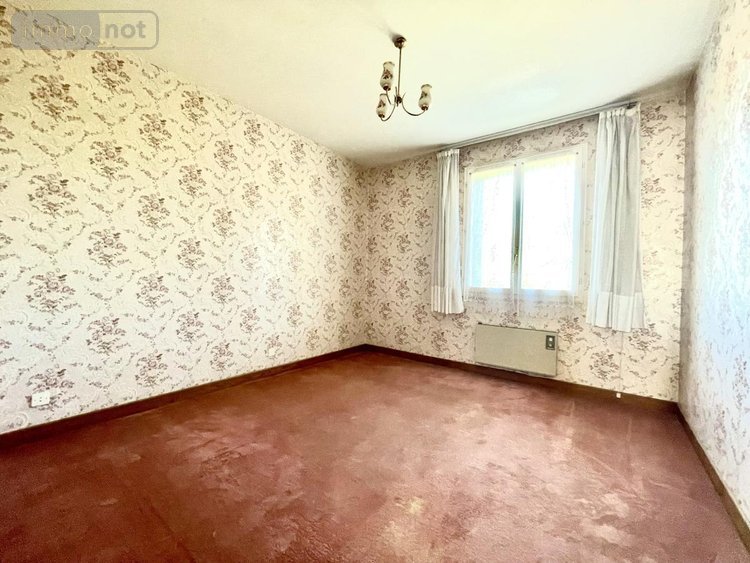 Appartement a vendre Saint-Chély-d'Apcher 48200 Lozère 93 m2  172000 euros