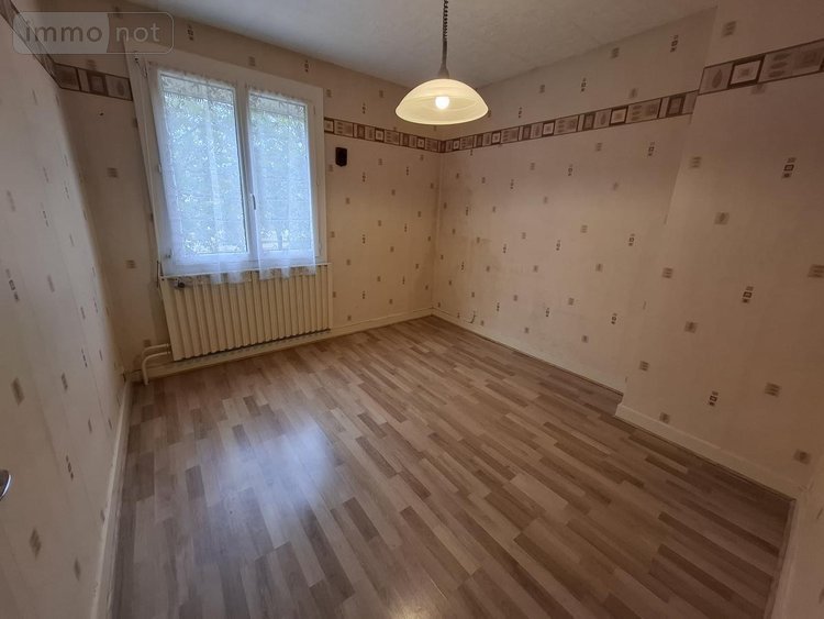 Maison a vendre Saintes 17100 Charente-Maritime 115 m2 6 pièces 199348 euros